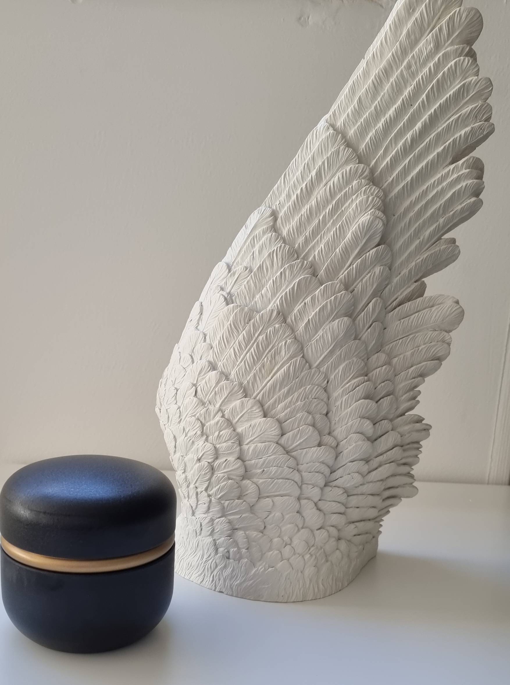 Mini urn aluminium zwart