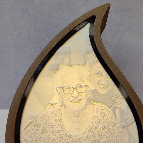 Urn Gepersonaliseerde Lithofaan Fotobox Urn “Traan” - Afbeelding 11